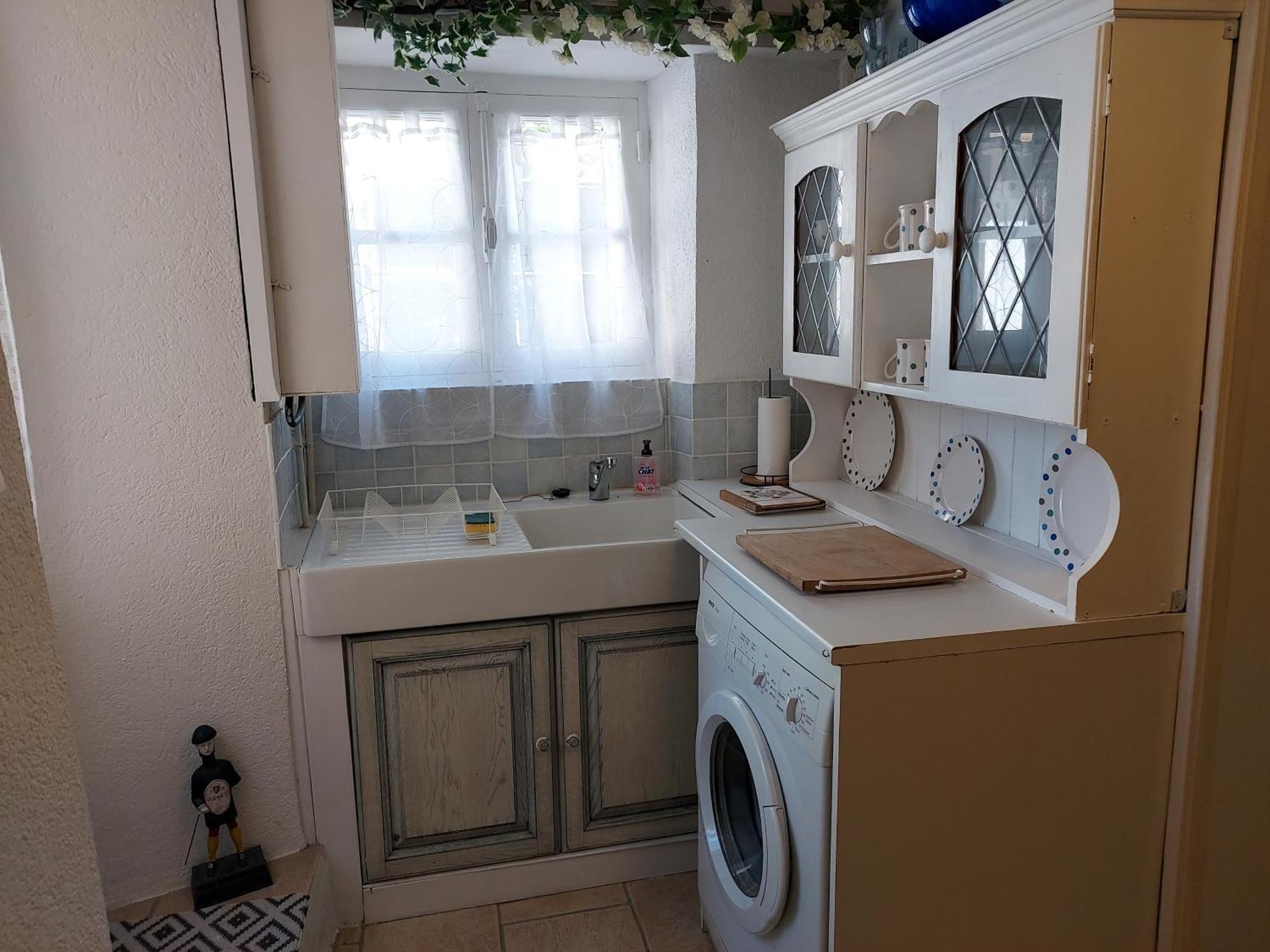 Charming Two Bedroom Gite With Beautiful Gardens Конфолан Экстерьер фото